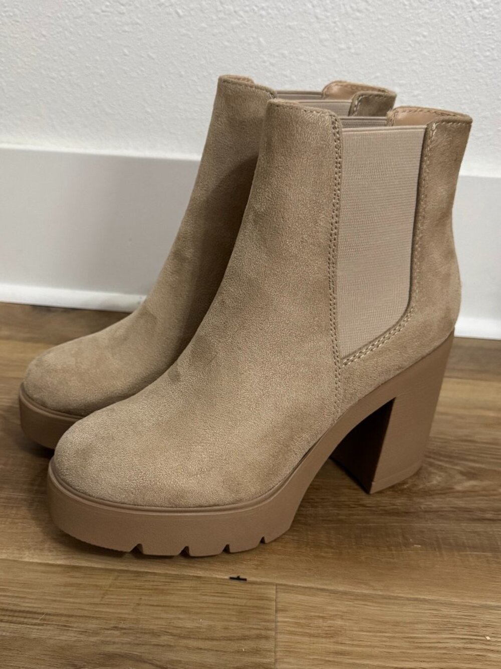 Never Worn Beige Suede Platform Boots